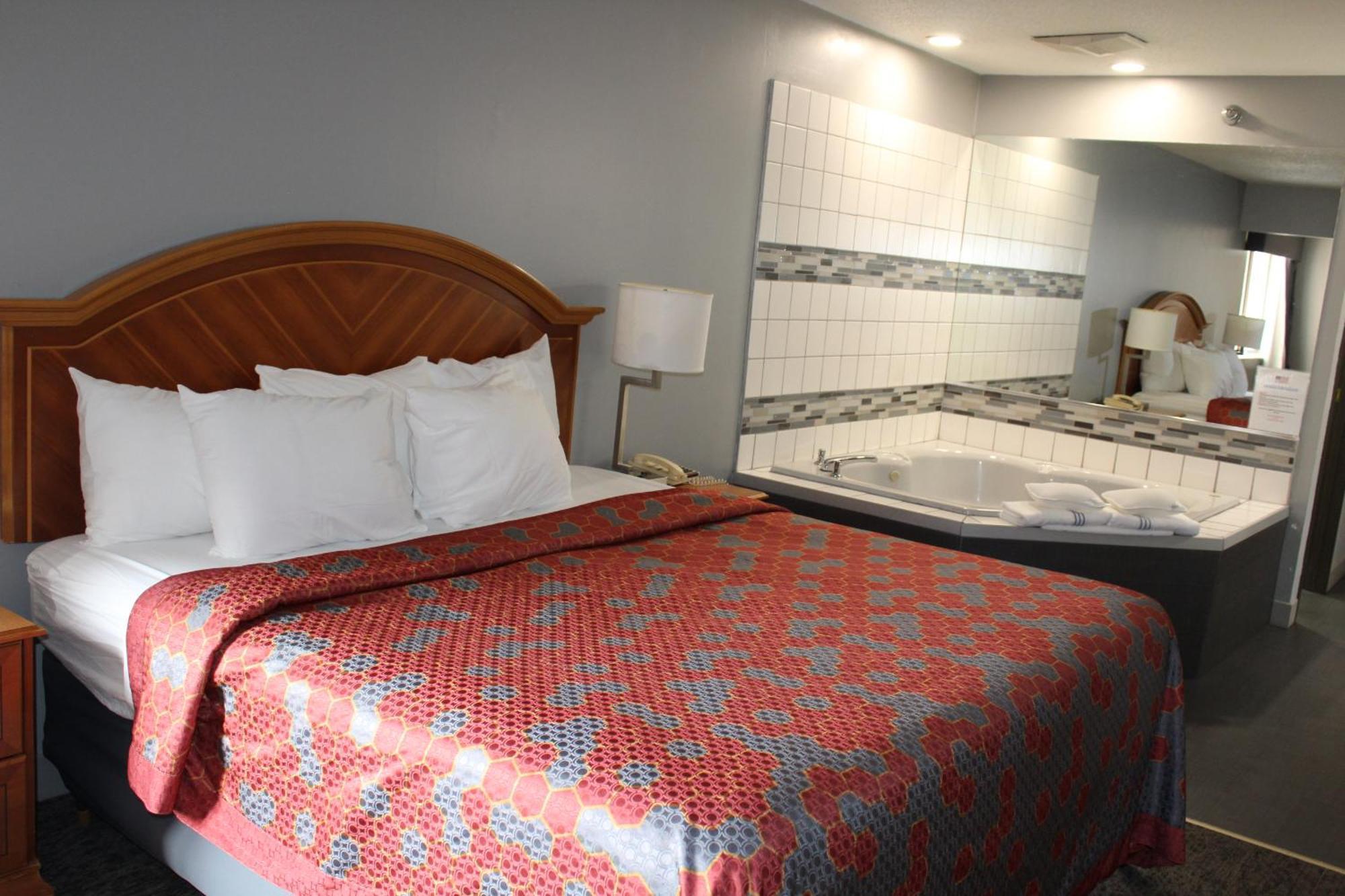 American Inn And Suites Ionia エクステリア 写真