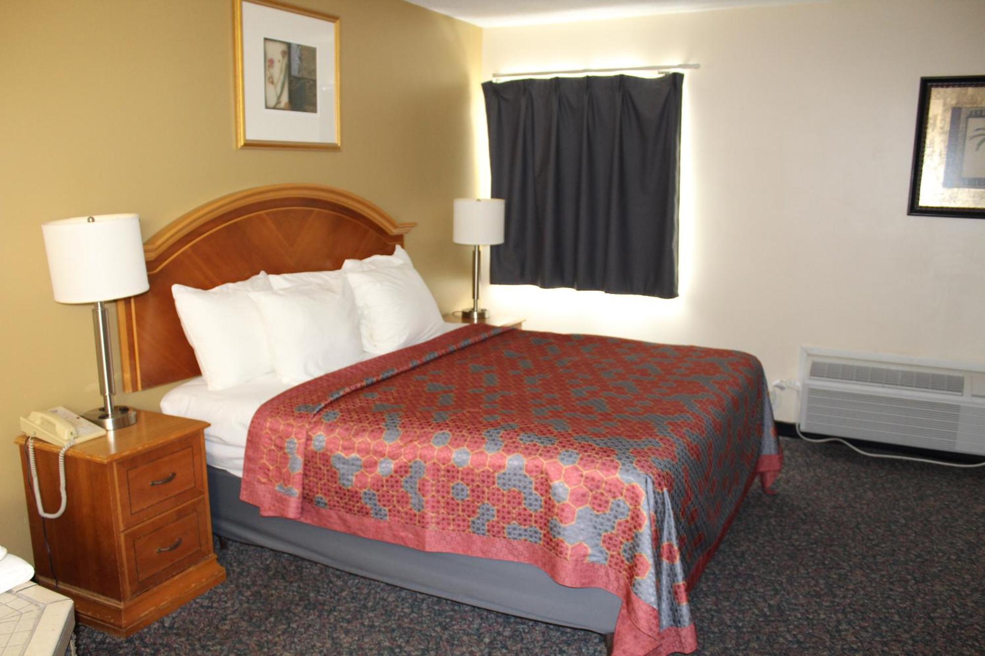 American Inn And Suites Ionia エクステリア 写真